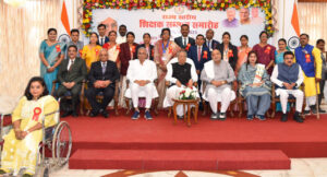 शिक्षकों के संकल्प और समर्पण से राज्य में शिक्षा के क्षेत्र में नये आयाम स्थापित : राज्यपाल